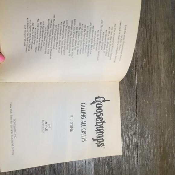 Vintage 90s Goosebumps #50 Calling All Creeps 1st Edition R.L. Stine - Picture 8 of 11